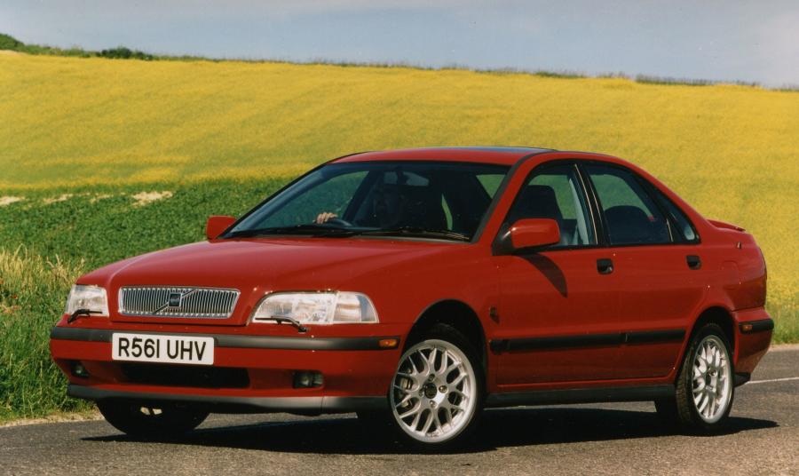  Volvo S40 1998 года  (фото 3 из 4)